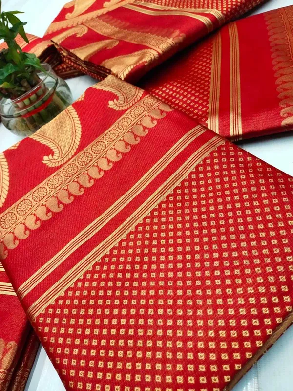 Red_Embellished_Bollywood_Jacquard_Saree_(Red)